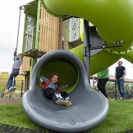 In Netherlands With Accessible Design Holiday home 's-Gravenzande